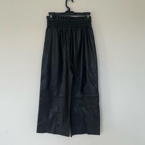 NWOT Zara Women’s Faux Leather Black Cropped  Size XS